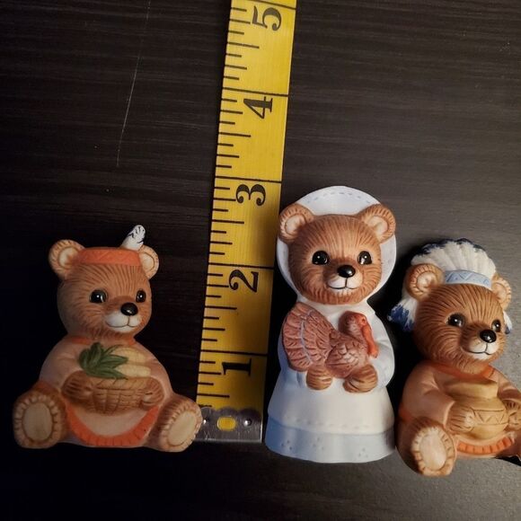 Bear Figurines - Picture 6 of 7